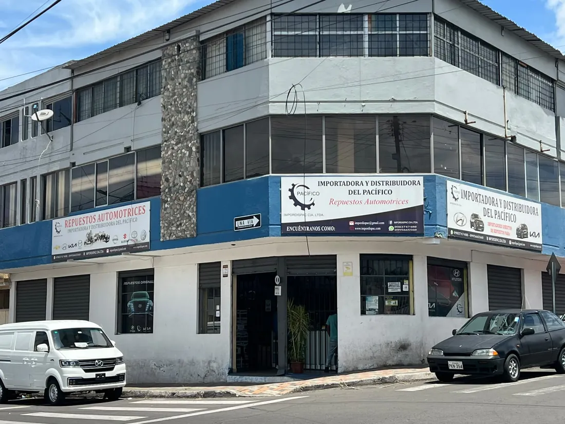 Fachada de la sucursal Ambato